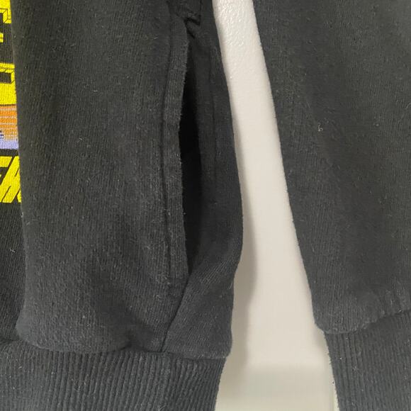 2022 Kids Attack Space Invaders Black Hoodie Sweatshirt Video Game Size Small - Picture 3 of 5